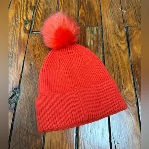 Sweaty Betty | Accessories | Sweaty Betty Cozy Red Knit 